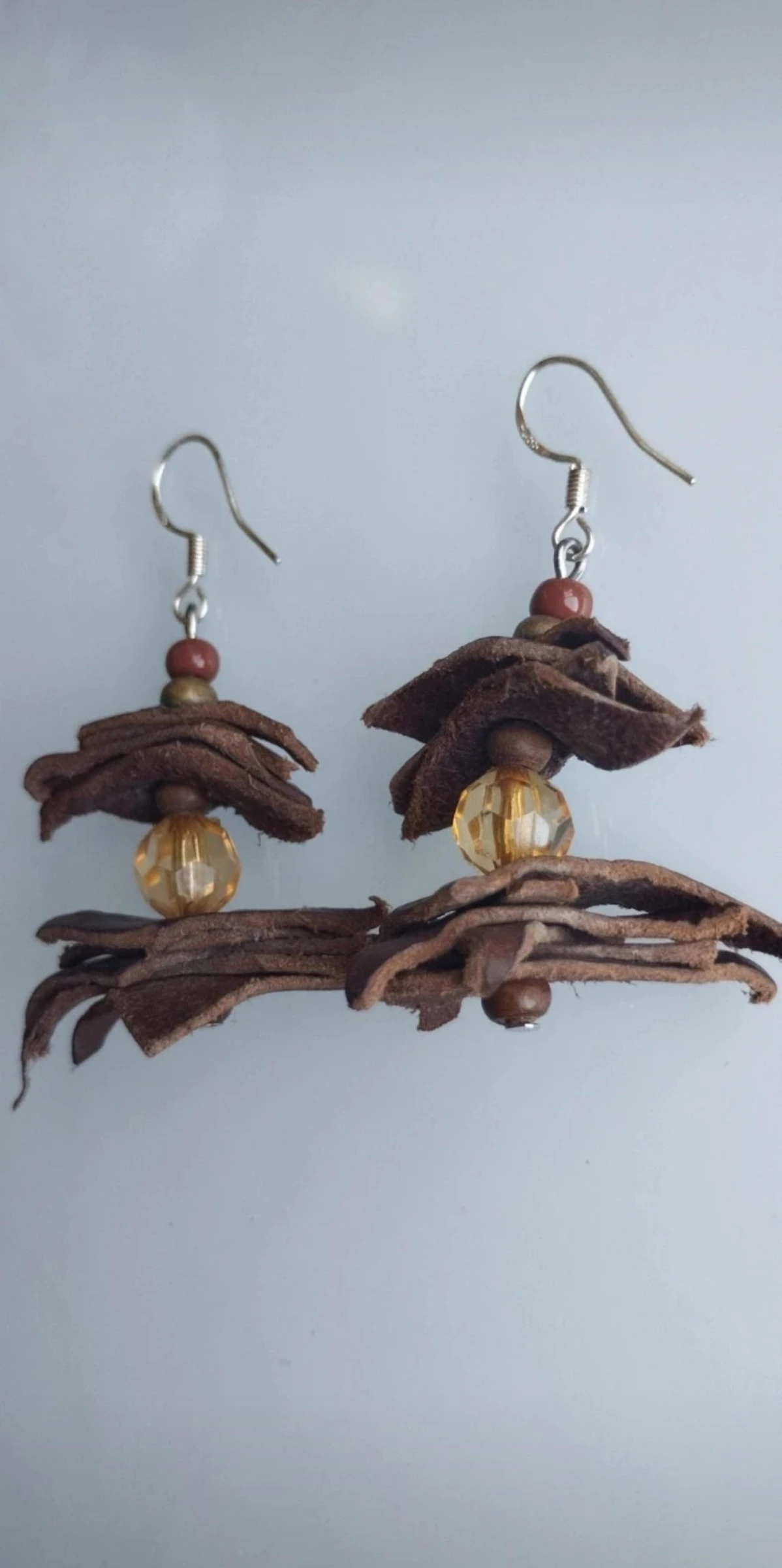 🪾🐂🌟Cute Handmade Leather and Faceted Resin Earrings🪾🌟🐂 – photo 2